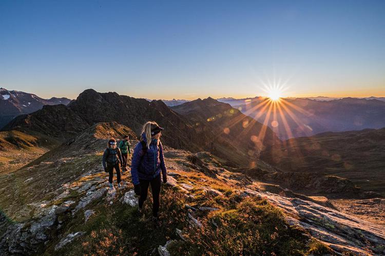 Sonnenaufgangstour - Mutspitze & Schwarzkopf